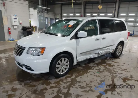 2015 Chrysler Town & Country Touring из США, поврежденный, VIN 2C4RC1BG0FR628721